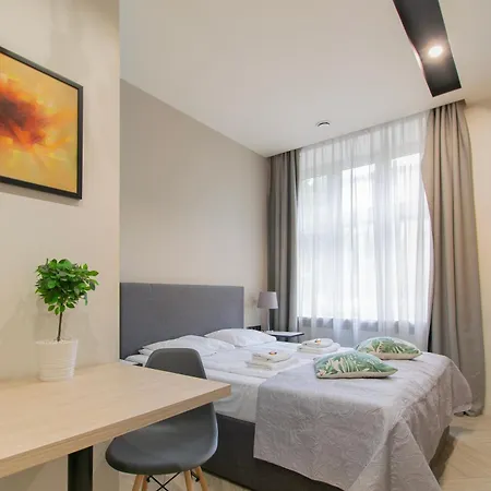 Apartment Compact Slowackiego Avenue *