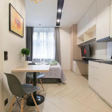 Apartment Compact Slowackiego Avenue *