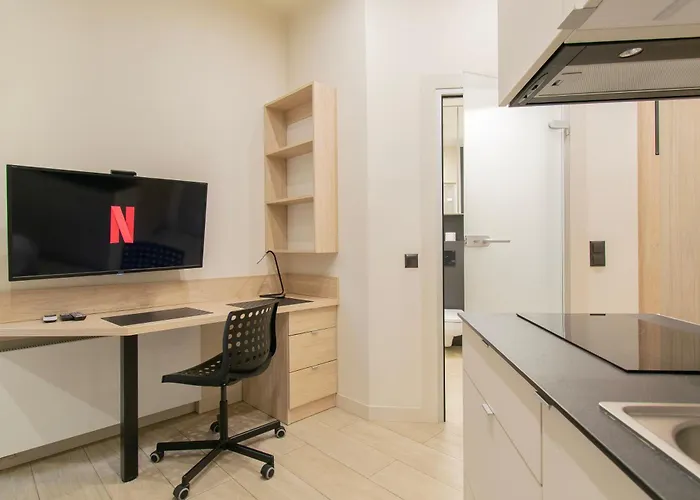 Compact Slowackiego Avenue *