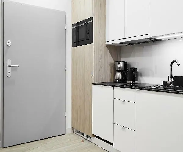Compact Slowackiego Avenue Apartamento