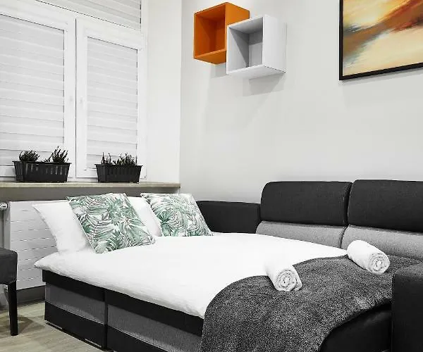 Compact Slowackiego Avenue Krakow