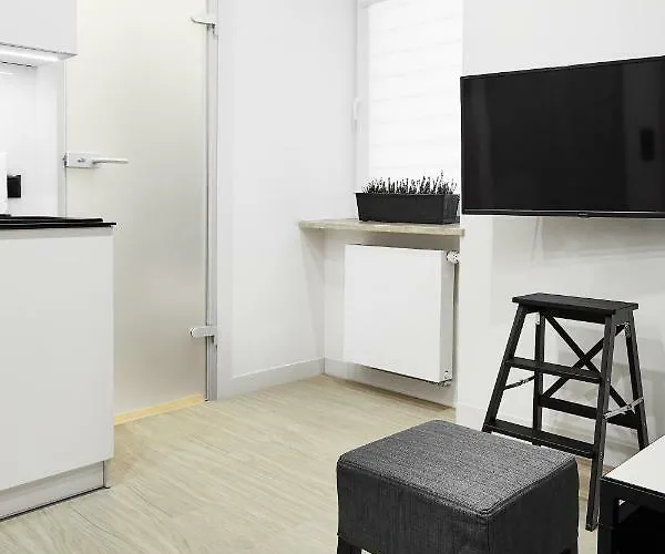 Compact Slowackiego Avenue Krakov