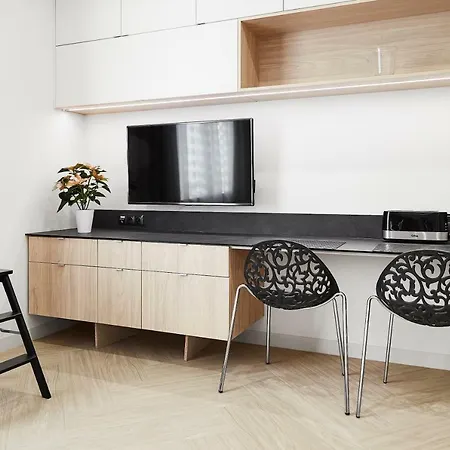 Compact Slowackiego Avenue Krakow